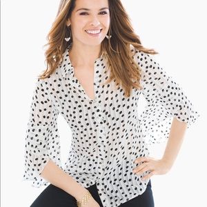 Chicos Dazzling Dots Tulip-Sleeve Shirt. Flattering and eye catching. EUC!